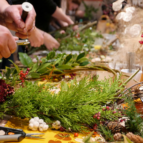 Build Your Own Wreath | Dec 6