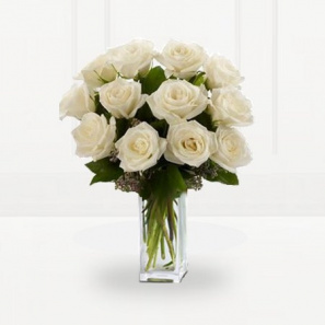 12 Long Stem White Roses 